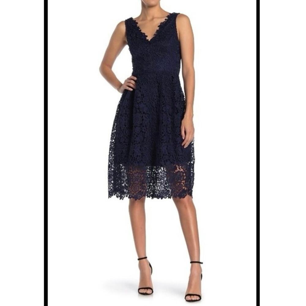NWOT Astr The Label Women’s Full Lace Midi Dress Cobalt Blue Size L